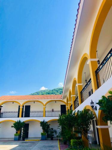 Casa Blanca Hotel in Jalpan, Mexico