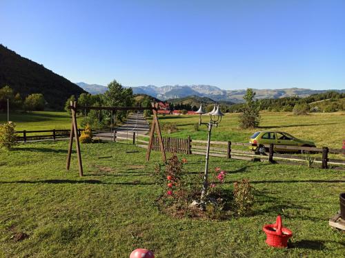 Romantika in كامينارى