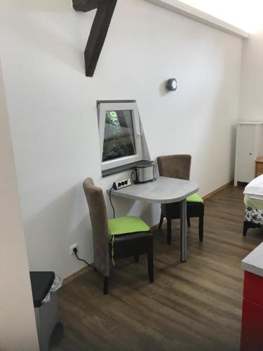 Ferienapartment: An Der Kunstakademie Heimbach - image 12