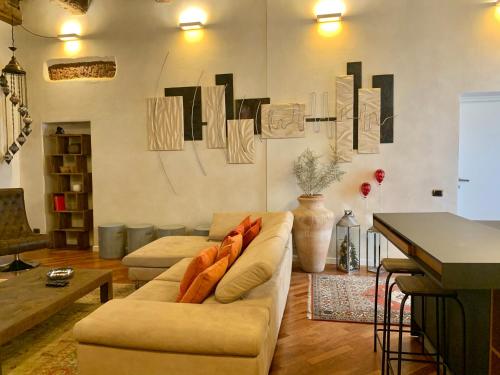 Kindness art apartment in historic center - Apartment - Arona