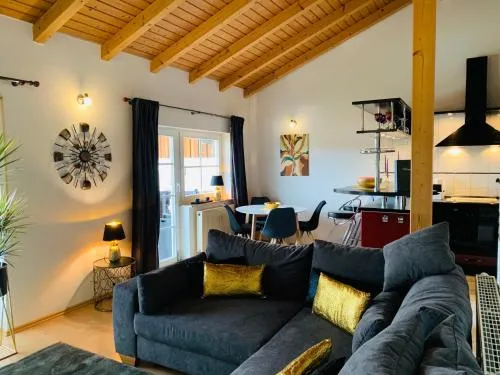 Apartment "Im Sonneneck" bis 4 Personen mit Parkplatz, W-LAN, Netflix im Thüringer Wald, Schleusingen in Schleusingen, Deutschland