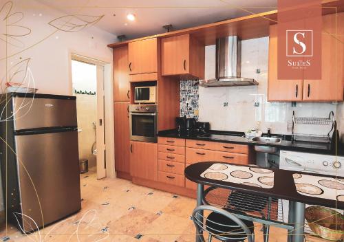 Yellow Suites - image 10