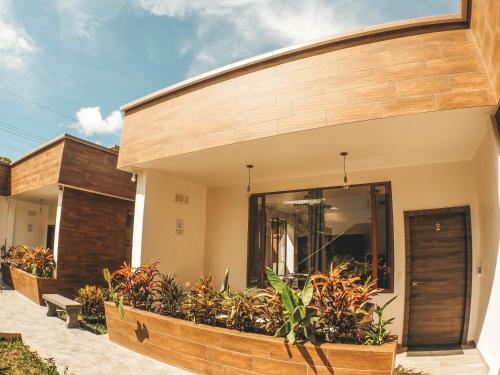 Toucan Platinum Suites Aparthotel