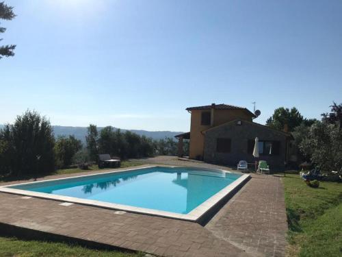 Peldbaseins, Il Casale di Lavinia in Fabro