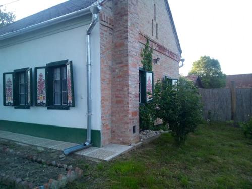 ÖregFenyő Porta Őrség-Magyarszombatfa (OregFenyo Porta Orseg-Magyarszombatfa) in Magyarszombatfa