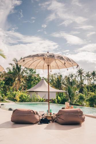 Autentik Penida "Glamping" - Adults only near Ceningan Cliff Restaurant