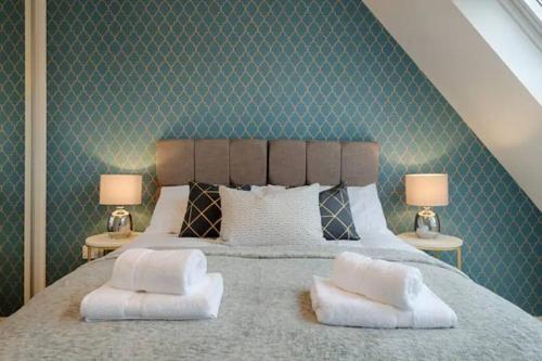 4 Bedroom House Salford Hosted By Mcr Dens, Salford, Greater Manchester