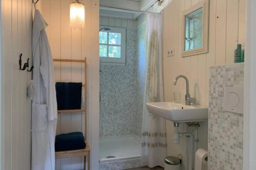 ฝักบัว, Bergen, Huisje dat ademt zee en vakantie... in เคสท์