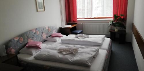 Hotel Apollo - image 2