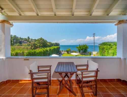 Avlaki Beachfront Villa