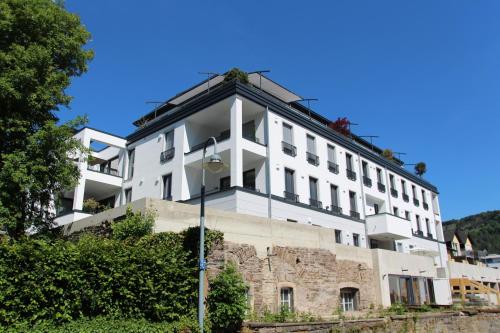 Neu PENTHOUSE MoselTop Luxus Design Klima 2P 894m von Kräuterhausweg entfernt