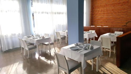 Mary Hotel – Thassos Town, MO