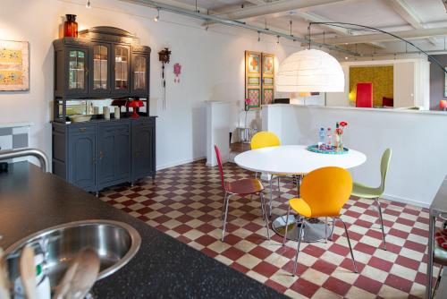 De Auw Sjoekelaatfabriek – Gulpen, IL