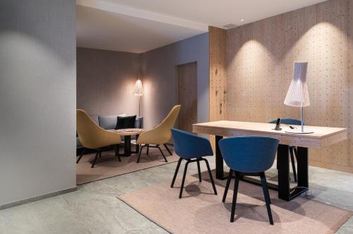 Hotel Continental - image 10