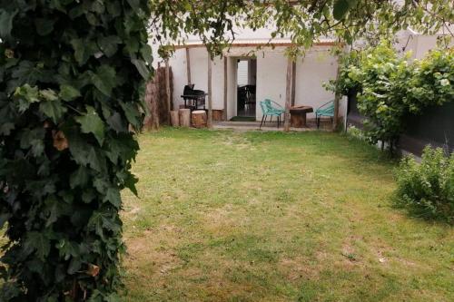 "Le Pressoir" à 15 MN du périphérique nantais ("Le Pressoir" a 15 MN du peripherique nantais) in Monnieres