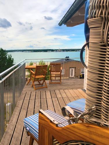 Balcony/terrace, HAUS IM SCHILF 1 - Ferienwohnungen am Hainer See bei Leipzig in Neukieritzsch