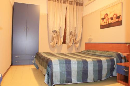 Albergo Marsari - Tap to explore photos