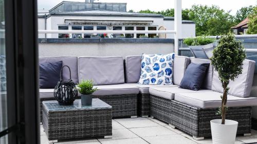 Leipzig Residenz Goethe Apartment mit 2 Dachterrassen 680m von Arena entfernt
