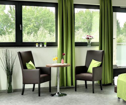 設施, Motel am Fürfelder Schloss (Motel am Furfelder Schloss) in 巴特拉珀瑙