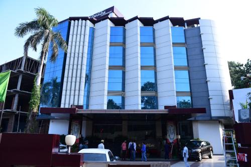 Hotel Ravisha Continental