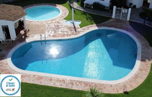  Sunny Apartment-Pool View-Fiber WiFi-Free Parking in Vilamoura