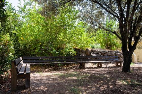 設施, SPNI Hermon Field School in 提比里亞市中心