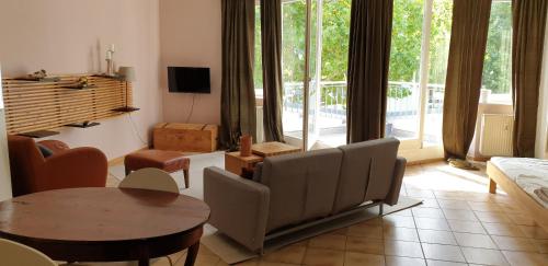 Bacchus - helles und geraumiges Appartement am Rande von Mainz 2.4km von Ginsheim-Gustavsburg entfernt