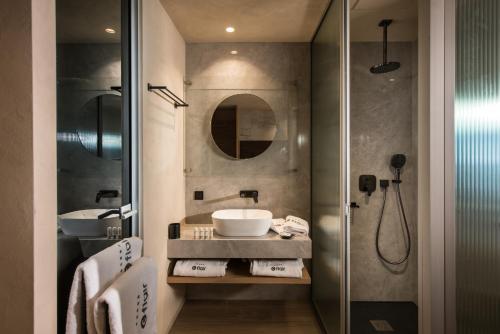 Style King Room image 5