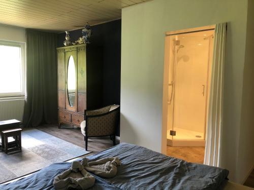 Familienpension Obere Juchhe, Ferienwohnung und Zimmer