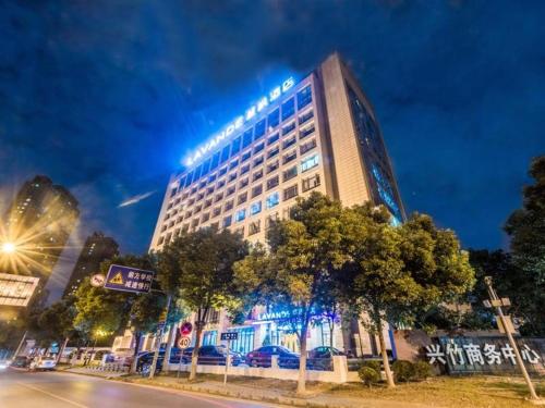 Lavande Hotel Wuxi Taihu Avenue