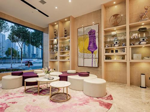 Lavande Hotel South High-Speed Railway Station Changsha Avenue Metro Station in Furong