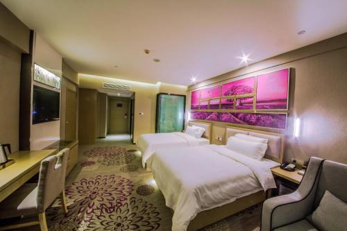 Lavande Hotel Haining Leather City Yintai Branch