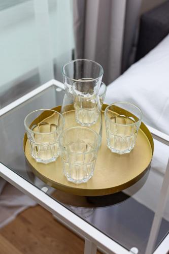 Mokotow Business Center Apartments by Renters - image 3