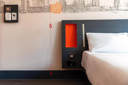 easyHotel Birmingham, Birmingham (photo 6)