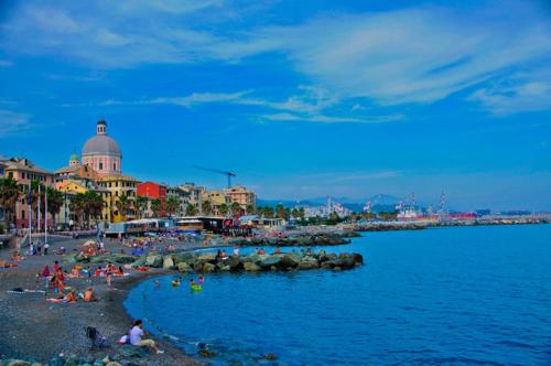 Hotel Mediterranee - image 3