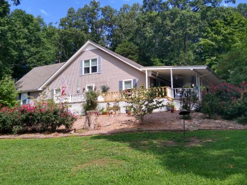 serenity hill bed and breakfast