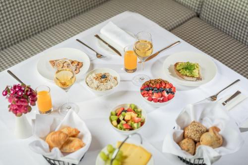 Central by Residence Hotel in วาดุซ