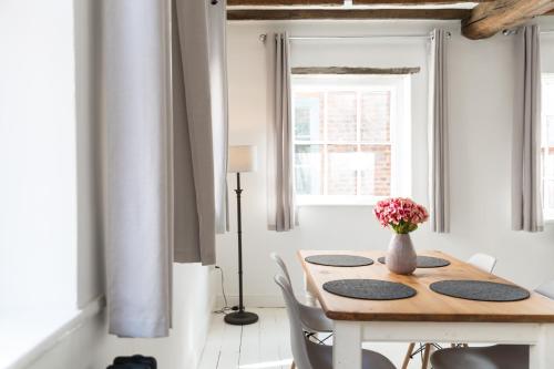 Picture of York City Unique Apartment - Coffee Yard