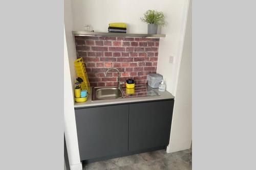 Dalgety Bay Luxury Studio Apartment in Saint Davids
