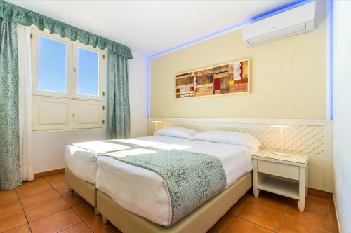 Bungalows Velázquez – Puerto del Carmen, AL