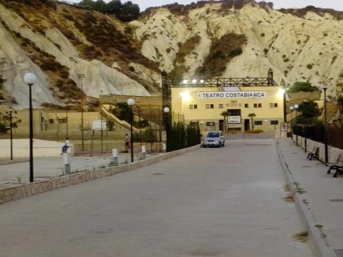 VILLETTA SCALA DEI TURCHI a SOLI 40 MT DAL MARE in Realmonte