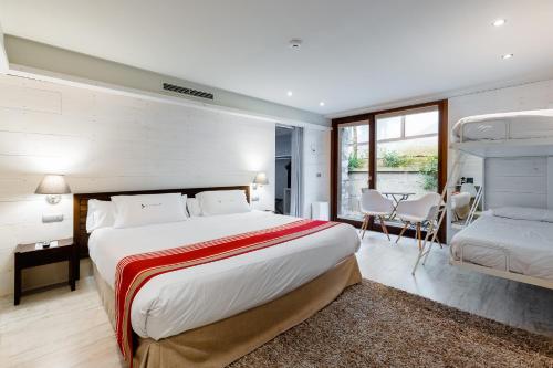 hotel photo