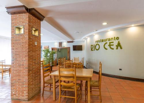 Restorāns, Hotel Rio Cea in Valderrueda