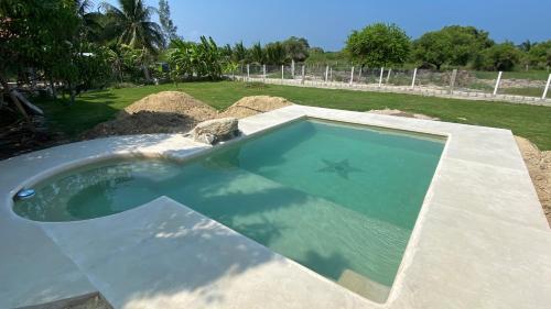 Puerto Lobos Dive camp