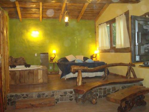 Del Viejo Camino in Golondrinas