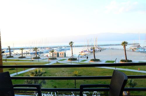 Burhaniye Marina Boutique Hotel