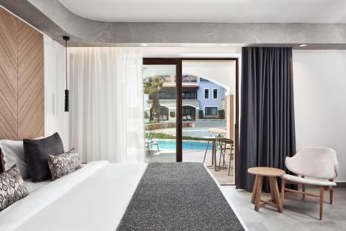 Double Room Swim Up with Inland View room in Atlantica Caldera Palace