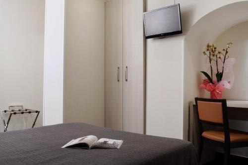 Borgo Pio Suites Inn - Tap to explore photos