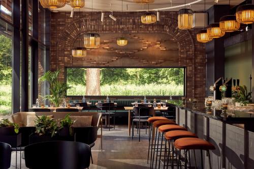 Met Hotel Amsterdam - main image