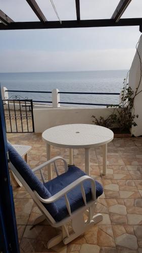 Erkély/terasz, ELENA flat A little paradise right on the BEACH in Calahonda